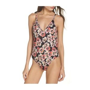 NEW Leith Swimsuit Sz M Floral Print One Piece.